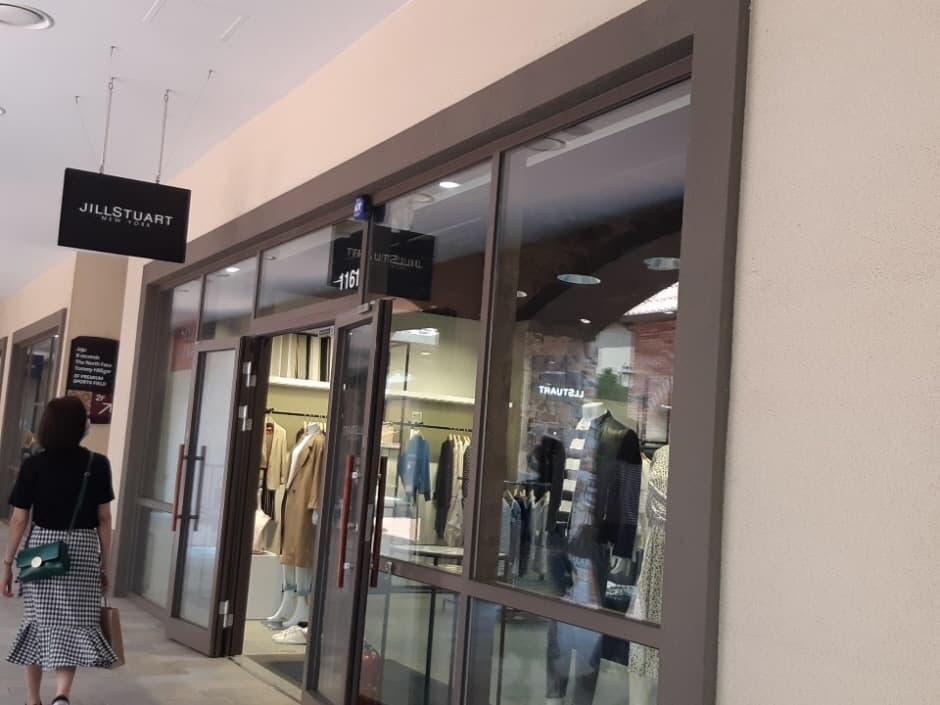 LF Jillstuart - Shinsegae Siheung Branch [Tax Refund Shop] (LF 질스튜어트 신세계시흥)
