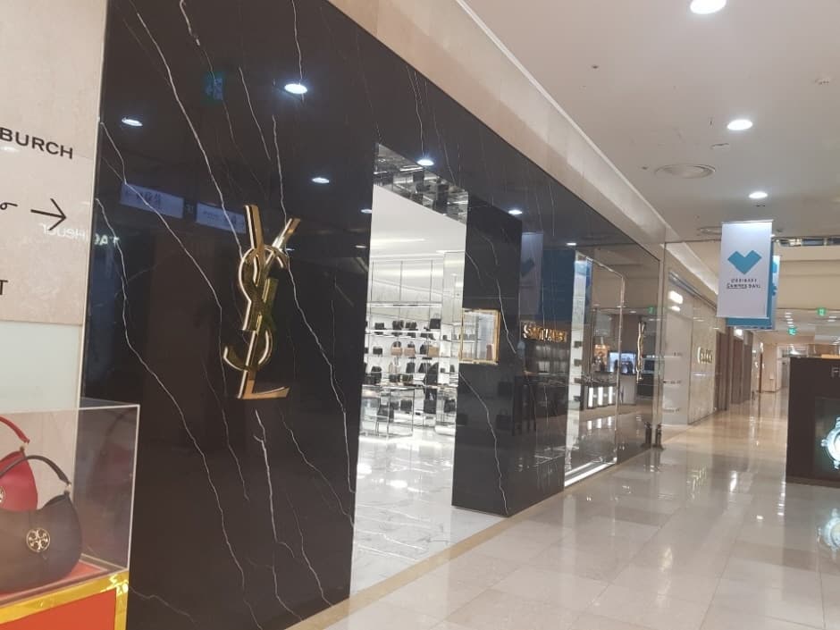 YSL - Lotte Daegu Branch [Tax Refund Shop] (입생로랑 롯데 대구점)