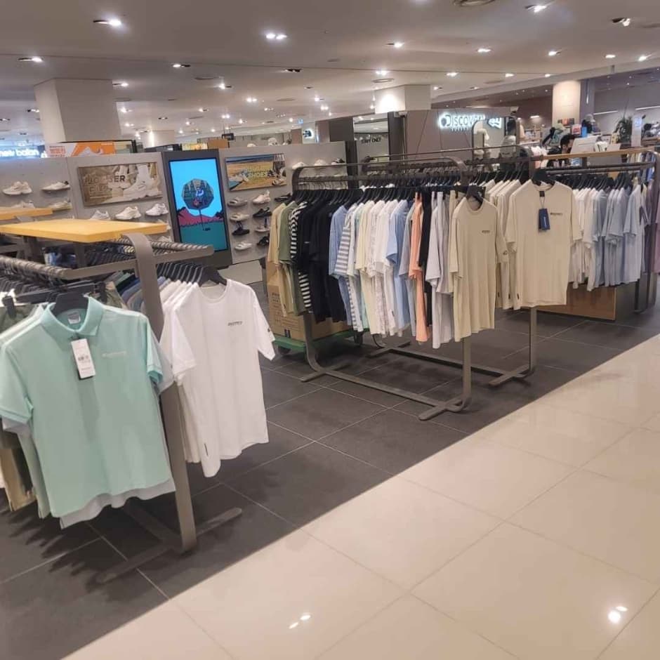 Discovery [Tax Refund Shop] (디스커버리)