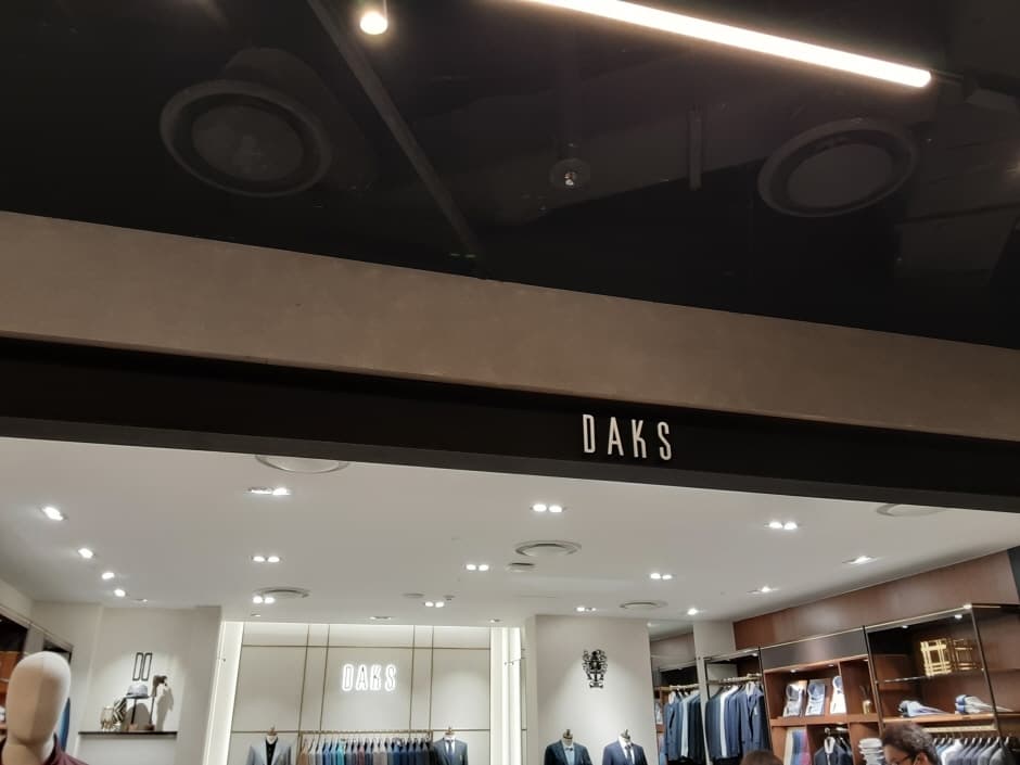 Lf Daks M - Shinsegae Centum City Branch [Tax Refund Shop] (LF 닥스M 신세계센텀)