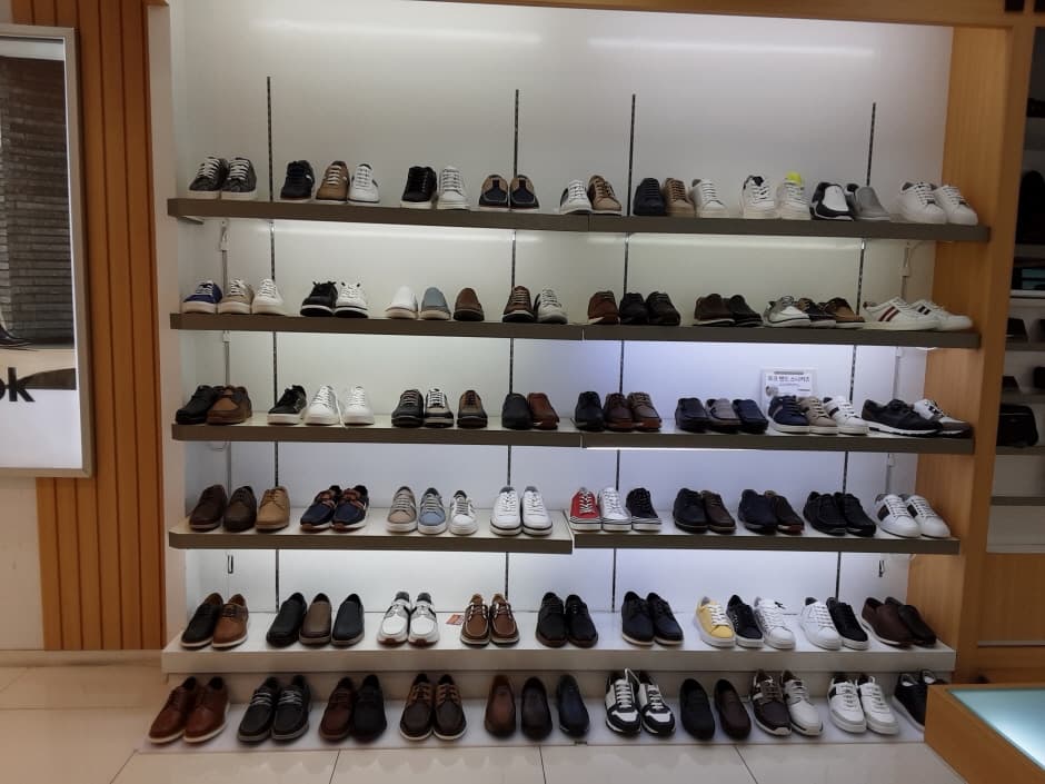 Mook [Tax Refund Shop] (무크)