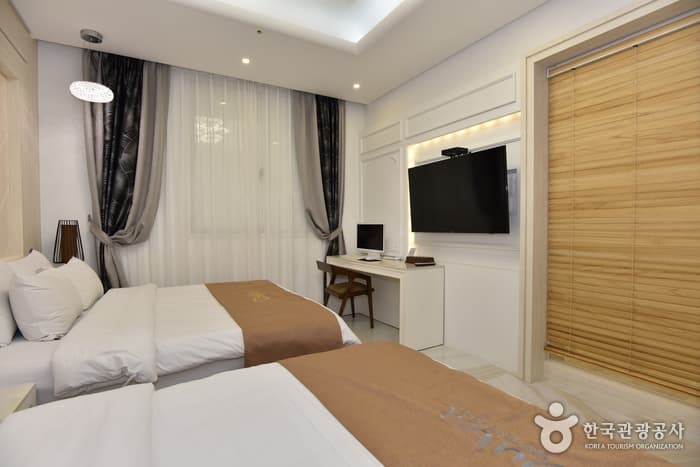 Dubai hotel (두바이호텔)