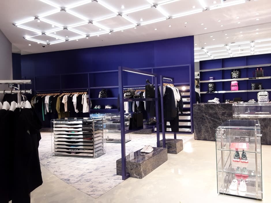 Kenzo - Lotte Department Store Avenuel World Tower Branch [Tax Refund Shop] (겐조 롯데백화점 에비뉴엘 월드타워점)