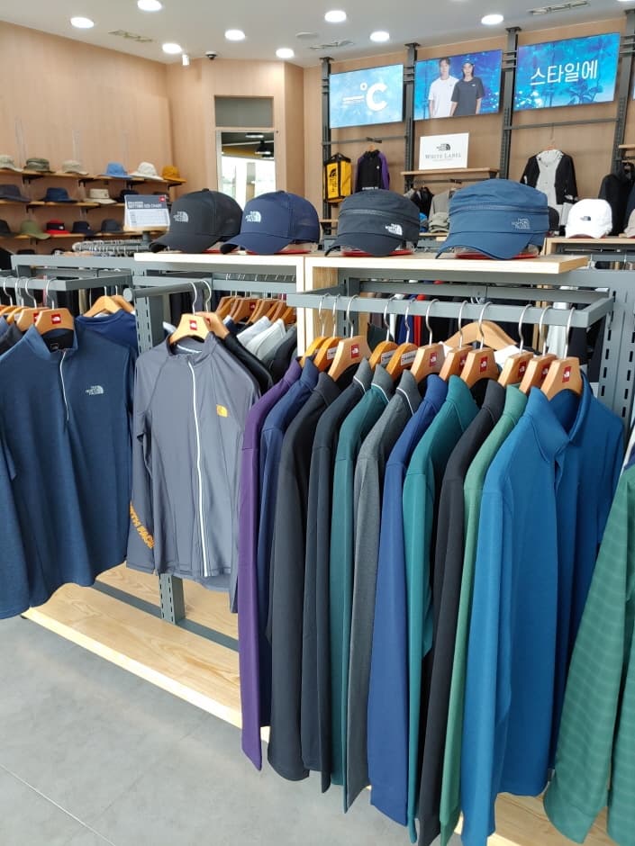 Homeplus - Pyeongtaek Anjung Branch [Tax Refund Shop] (홈플러스 평택안중)