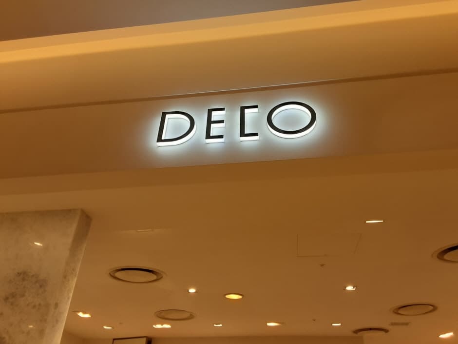Deco [Tax Refund Shop] (데코)