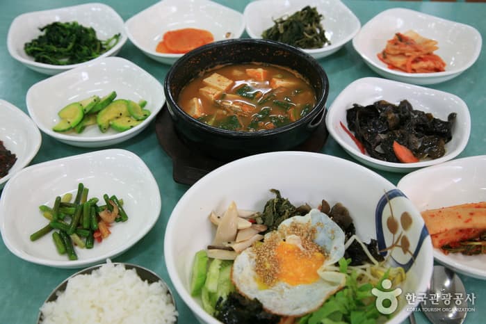 Hangukgwan (한국관)