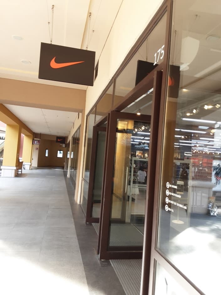 Nike - Shinsegae Paju Branch [Tax Refund Shop] (나이키 신세계파주)