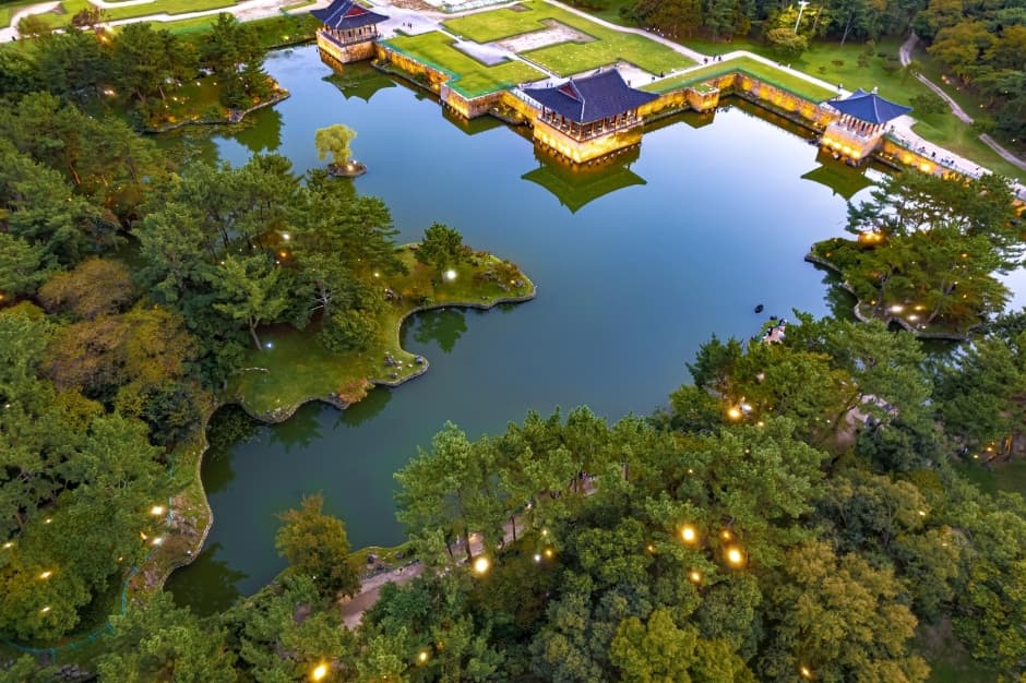Donggung Palace and Wolji Pond (경주 동궁과 월지)