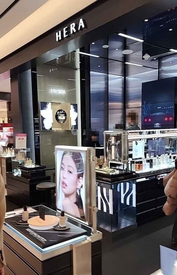 Hera [Tax Refund Shop] (헤라)