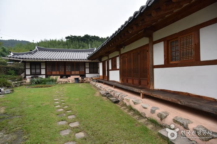 Lang Studio (랑 스튜디오)