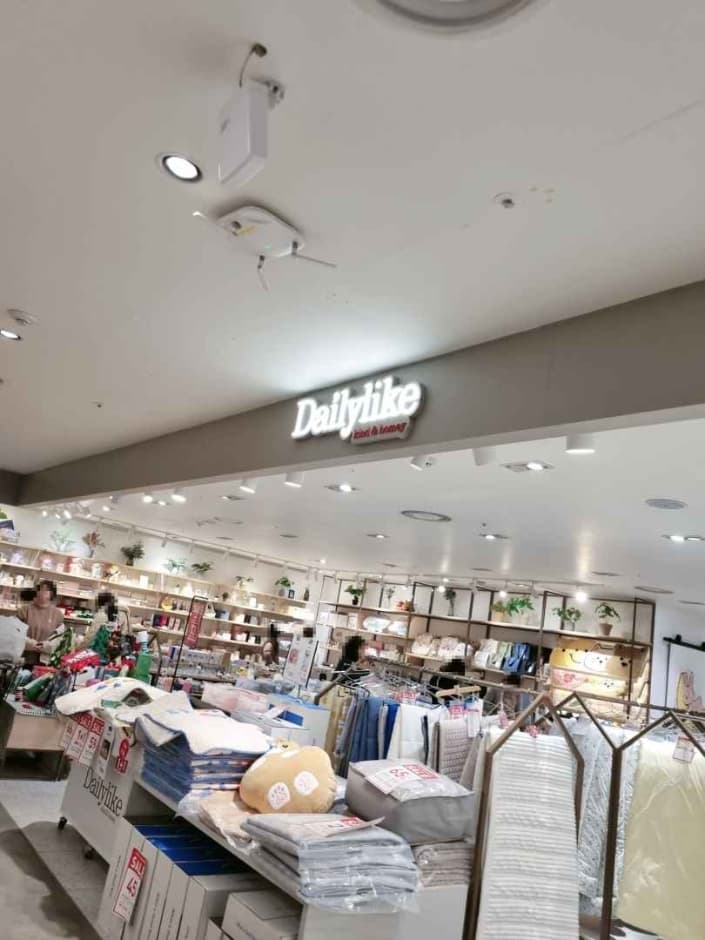 Dailylike - Newcore Pyeongchon Branch [Tax Refund Shop] (데일리라이크 뉴코아 평촌)