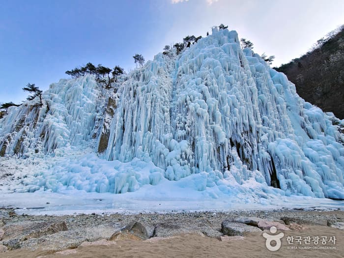 Cheongsong Eoreumgol Valley (Cheongsong National Geopark) (청송 얼음골 (청송 국가지질공원))