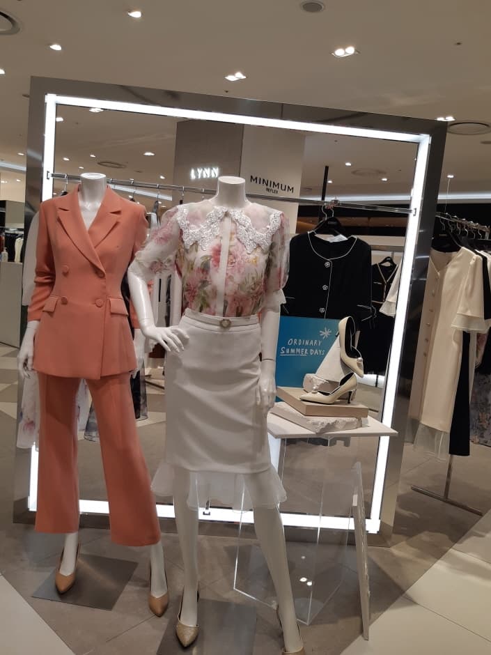 Lynn [Tax Refund Shop] (린)