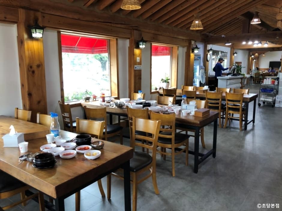 Chodangbonjeom (초당본점)