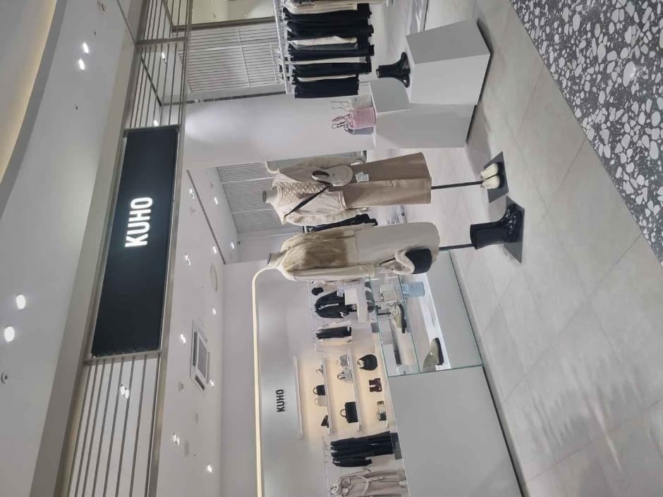 Kuho - Shinsegae Simon Jeju Outlets Branch [Tax Refund Shop] (구호 신세계사이먼 제주아울렛)