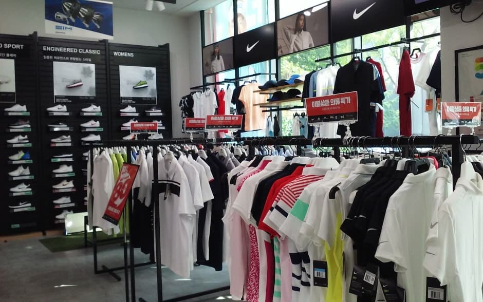 Golfzon Market - Yaksu Branch [Tax Refund Shop] (골프존마켓 약수)