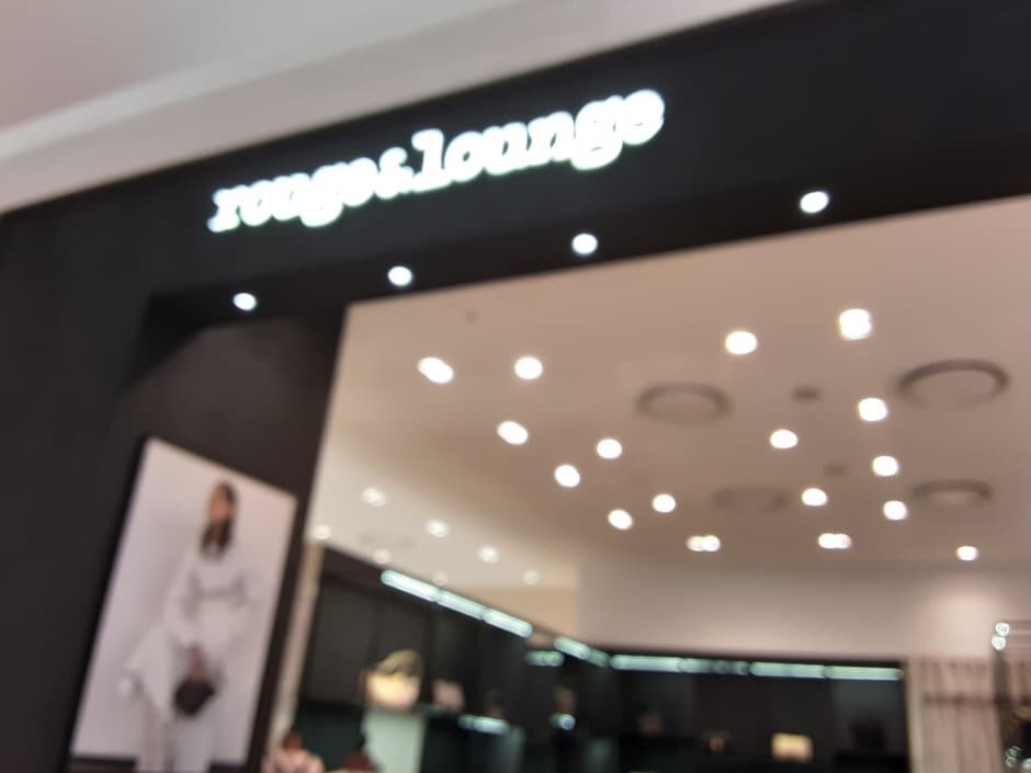 Lounge & Lounge - Lotte Changwon Branch [Tax Refund Shop] (Lounge & Lounge 롯데창원)