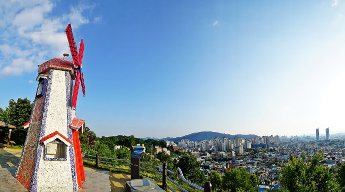 Daedong Sky Park (대동하늘공원)