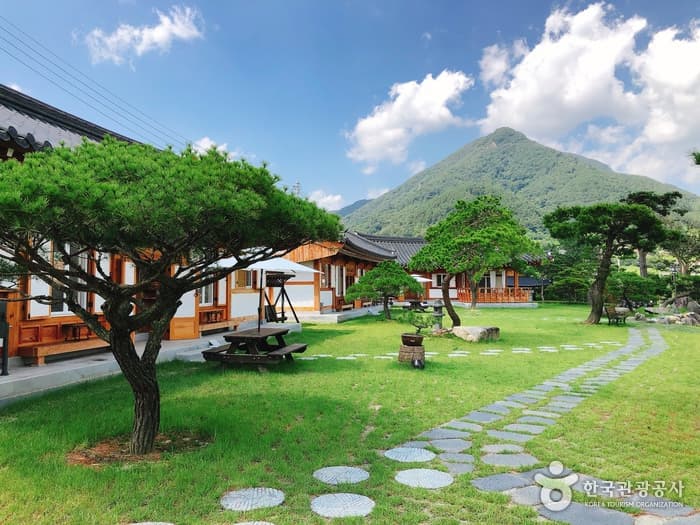 Erang Hanok Stay (이랑한옥스테이)