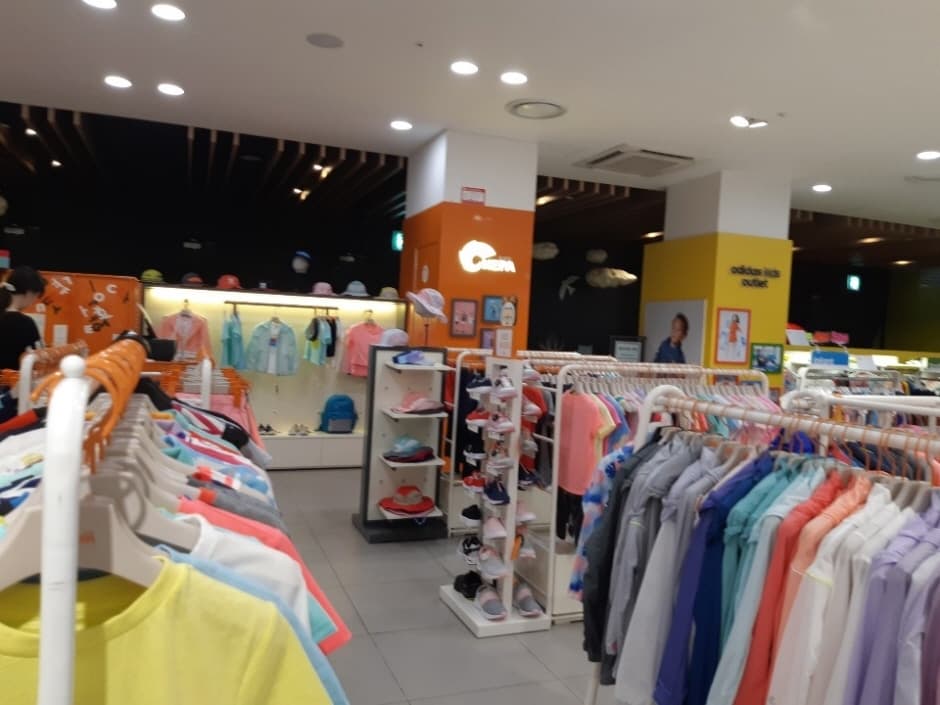 Nepa Kids - Shinsegae Siheung Branch [Tax Refund Shop] (네파키즈 신세계시흥)