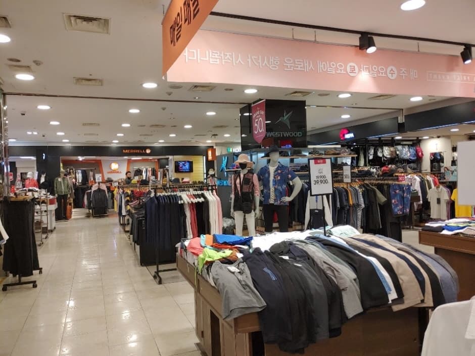 ER Donga - Suseong Branch [Tax Refund Shop] (ER 동아 수성)