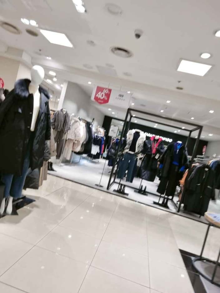 Demoo - 2001 Outlet Junggye Branch [Tax Refund Shop]  (데무 2001아울렛 중계)