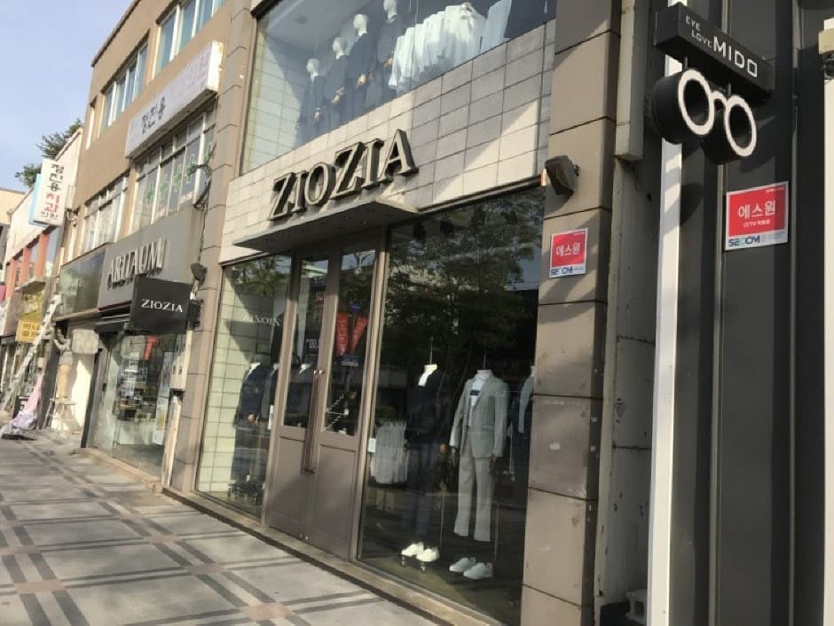 Ziozia - Sokcho Branch [Tax Refund Shop] (지오지아 속초점)