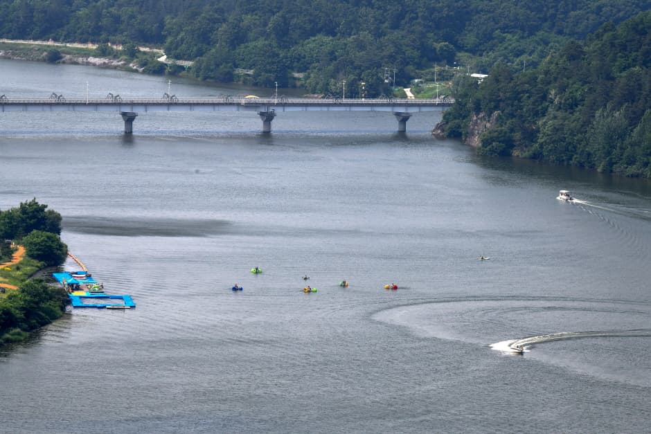 Gyeongcheonseom Island (Gyeongcheonseom Park) (경천섬(경천섬공원))