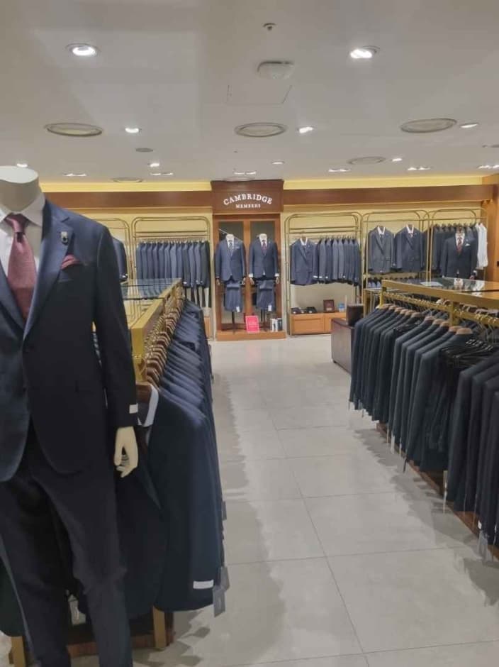 Cambridge Members [Tax Refund Shop] (캠브리지멤버스)