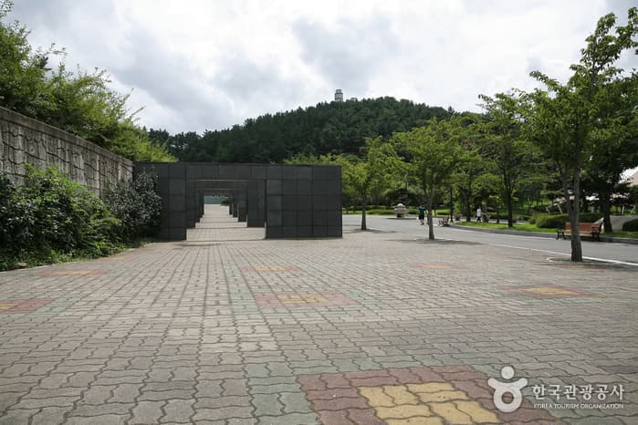 Hwanho Park (환호공원)