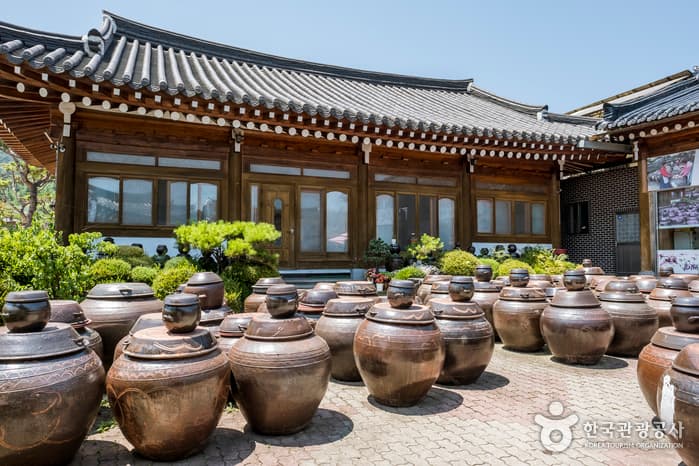 Sunchang Gochujang Village (순창고추장민속마을)