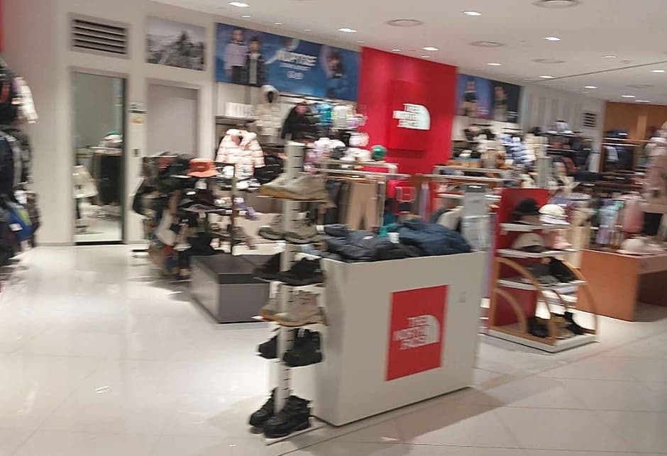 The North Face [Tax Refund Shop] (노스페이스)