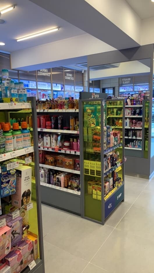 Olive Young - Chuncheon Myeongdong Branch [Tax Refund Shop] (올리브영 춘천명동)