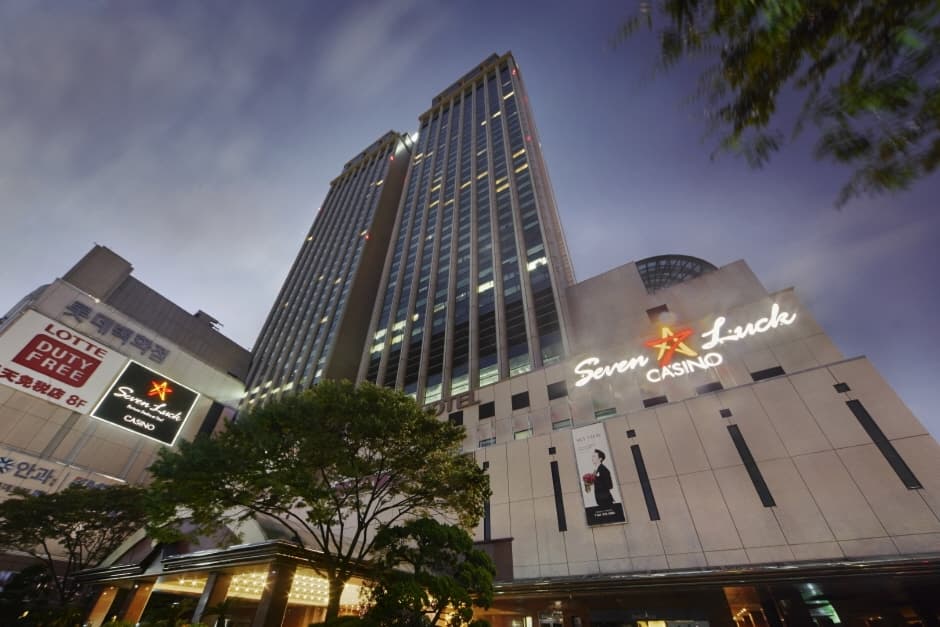 SEVEN LUCK CASINO - Busan Lotte Branch (세븐럭 카지노(부산롯데점))