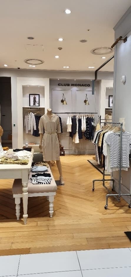 Club Monaco [Tax Refund Shop] (클럽모나코)