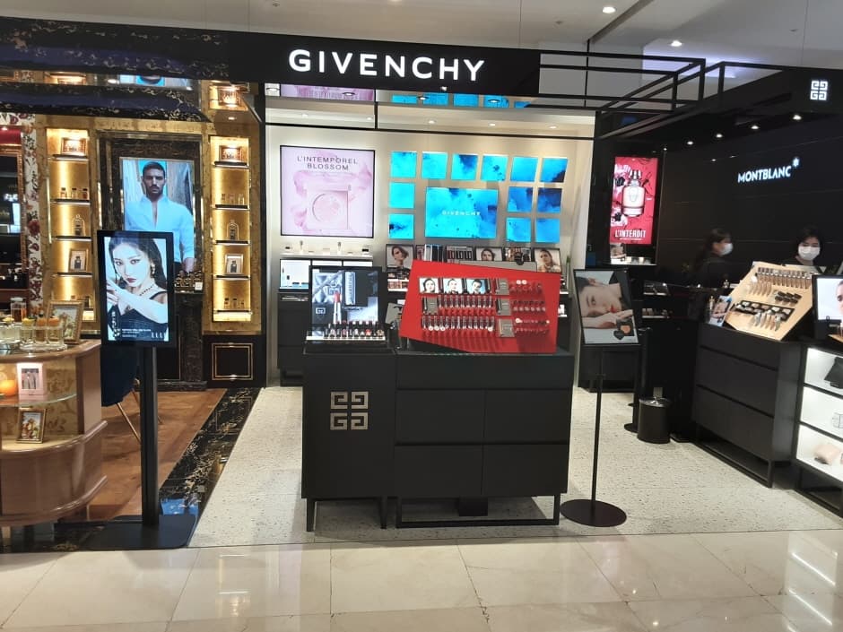 Givenchy - Lotte Jamsil Branch [Tax Refund Shop] (지방시 롯데잠실)