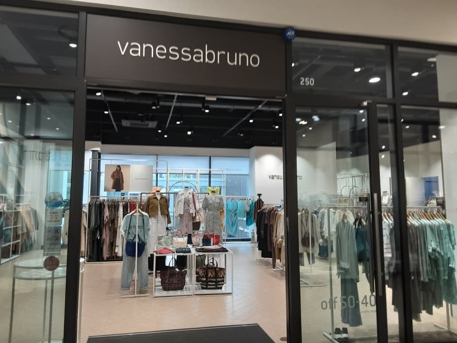 LF Vanessabruno - Hyundai Songdo Branch [Tax Refund Shop] (LF 바네사브루노 현대송도)