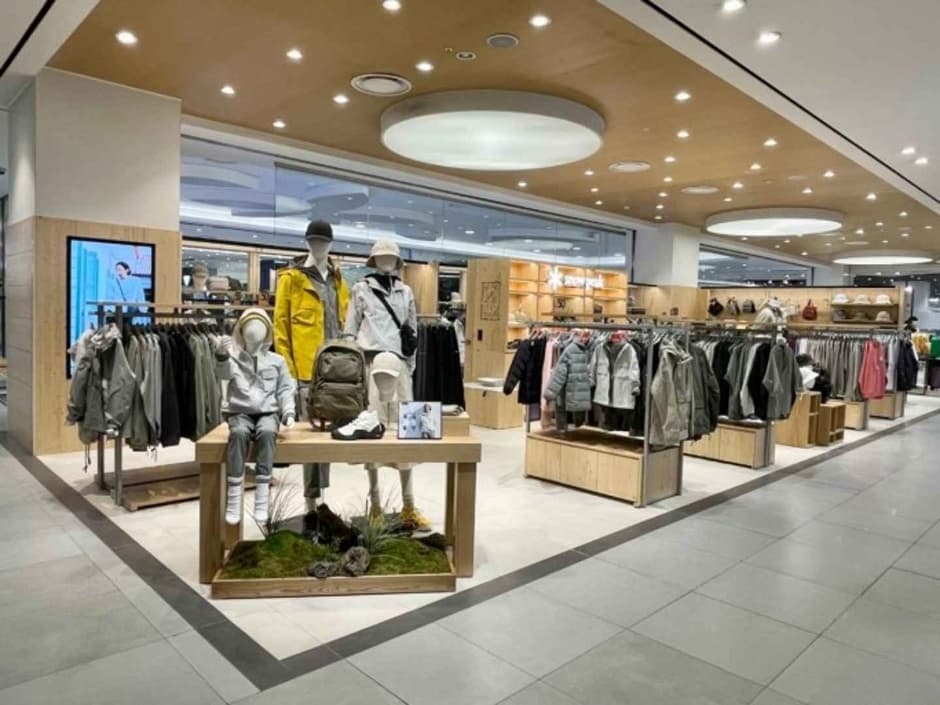 Snow Peak - MODA Outlet Chuncheon Branch [Tax Refund Shop] (스노우피크 모다아울렛 춘천점)