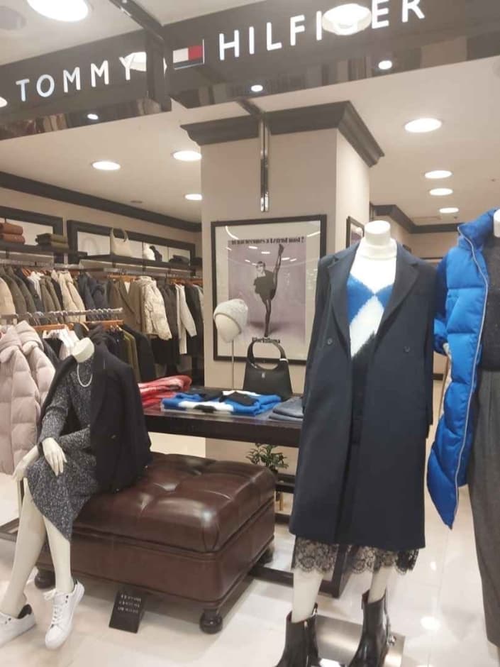 Tommy Hilfiger [Tax Refund Shop] (타미힐피거)