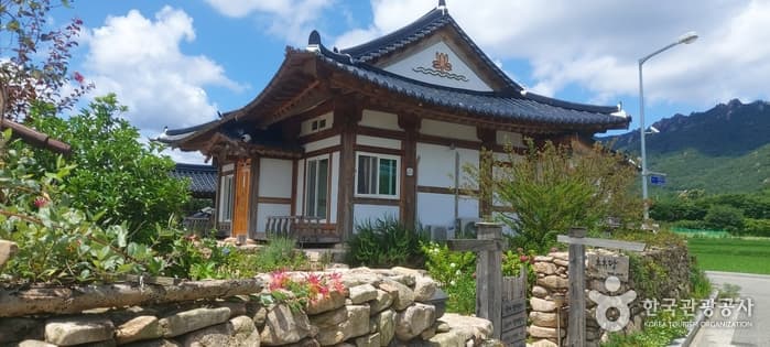 Hyuhyudang[Korea Quality] / 휴휴당[한국관광 품질인증]