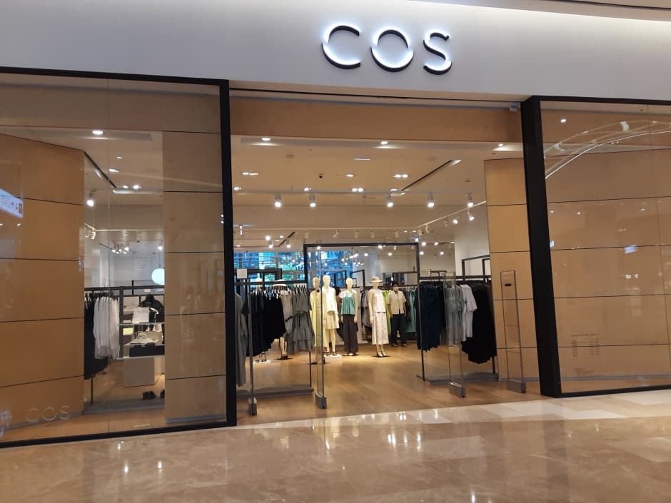 Cos - Lotte World Mall Branch [Tax Refund Shop] (코스 롯데월드몰점)