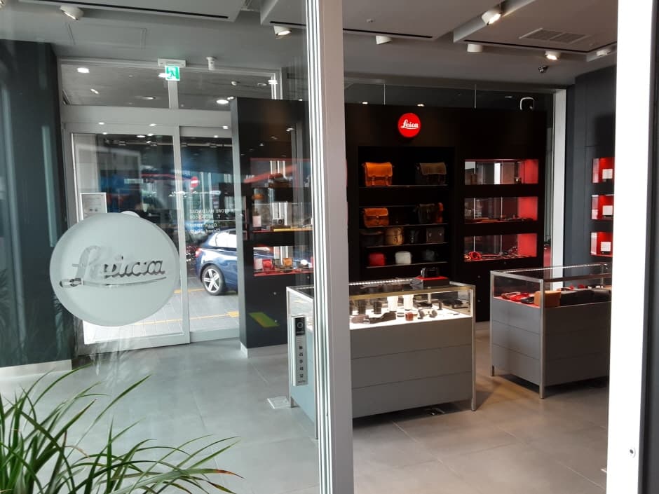 Leica Camera - Haeundae Branch [Tax Refund Shop] (라이카카메라 해운대)