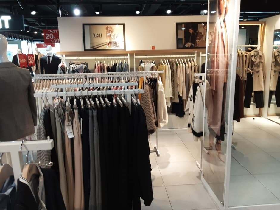 Visit In Newyork - Jeju Chilseong Branch [Tax Refund Shop] (비지트인뉴욕 제주칠성)