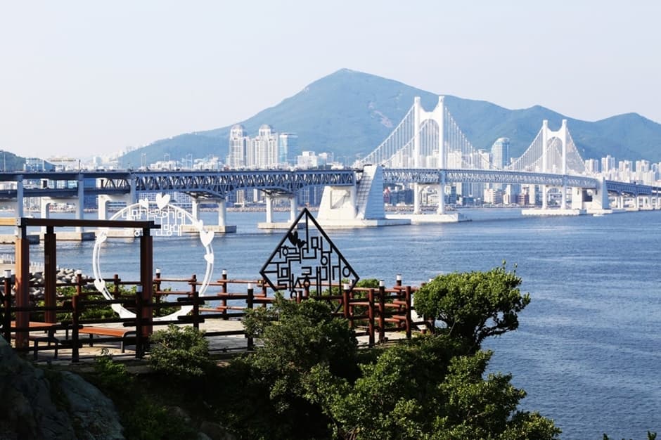 Dongsaengmal Observatory (동생말전망대)