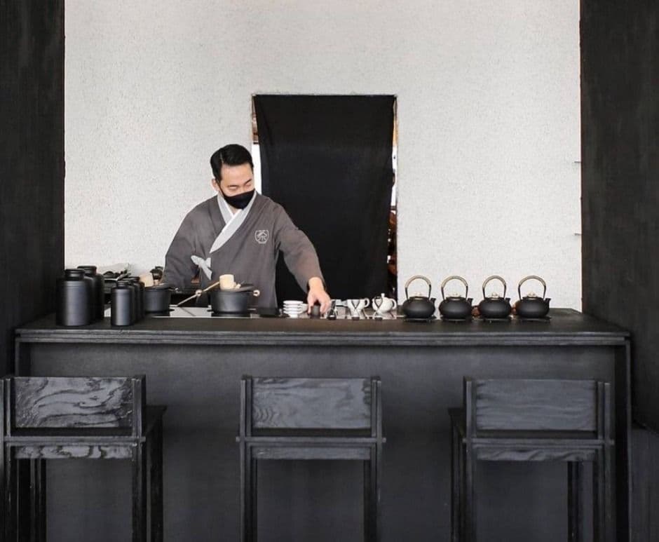 Chadeokbun Yeongjongdo Main Branch (차덕분 영종도본점)
