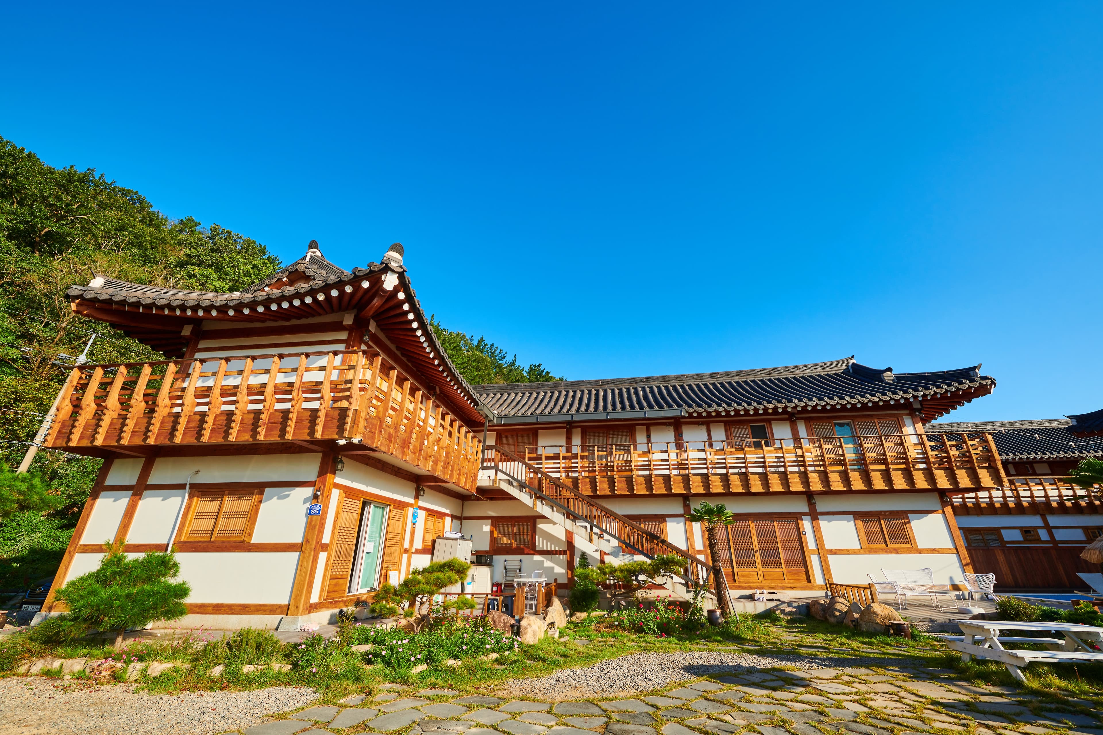 Hanok Pension The-Nine (한옥펜션 더나인)