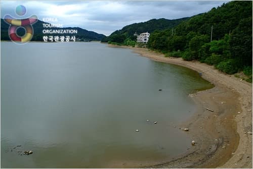 Geumgwanghosu Lake (금광호수)