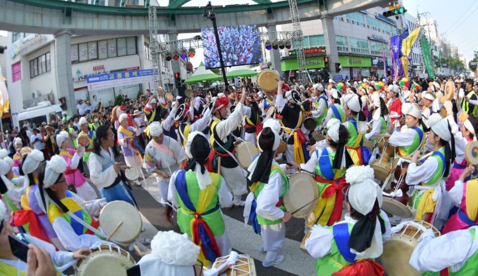 Taehwagang Maduhee Festival (태화강 마두희 축제)