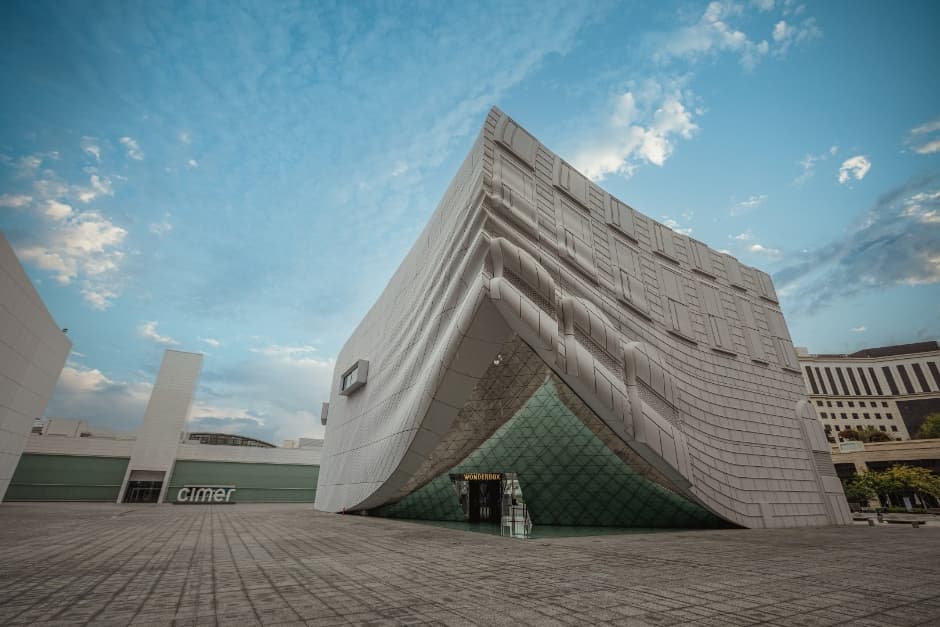 Paradise City Wonderbox (파라다이스시티 원더박스)