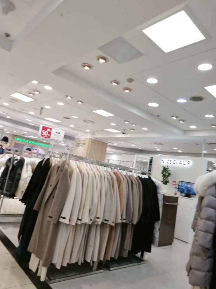 Nice Claup - 2001 Outlet Junggye Branch [Tax Refund Shop]  (나이스클랍 2001아울렛 중계)